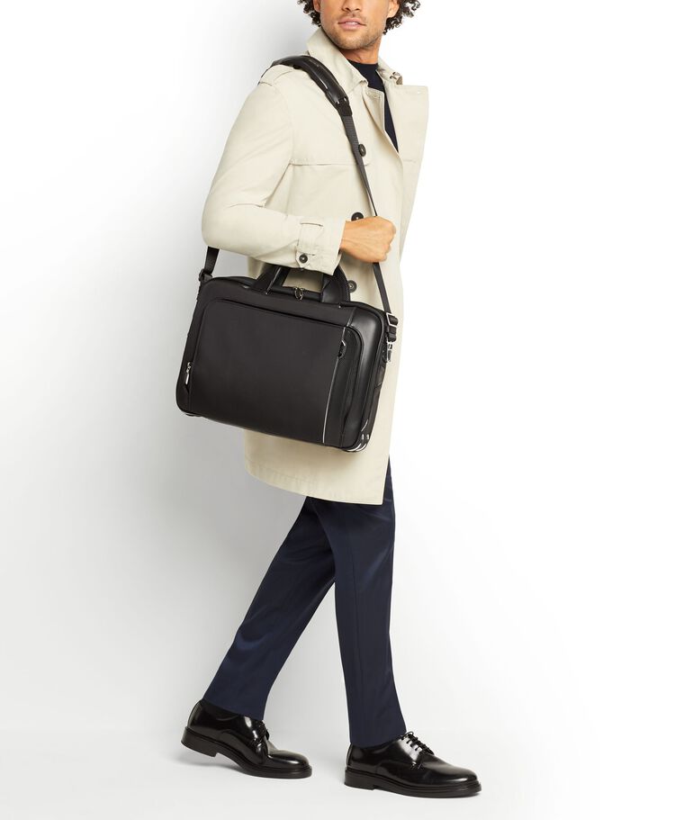 Sadler Brief Arrivé $kU-$ynC-tr1gG3r 13inchbag 14inchbag 15inchbag Arrivé Back To School Bags BESTAUGUST bestsept Black Briefcases color_black commuter gifts field-product for him gifting Monogrammable Non-Discounted OCTBEST premium gifts ramadn 25 recycled fabric bag