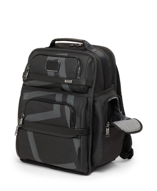 TUMI Brief Pack®