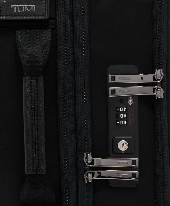 Léger Continental Expandable Carry-On Voyageur $kU-$ynC-tr1gG3r Carry-On field-product FW24 Luggage Monogrammable New Arrivals new mens styles Voyageur